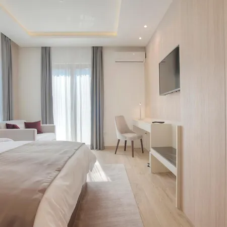 Gracia Hotel 4*
