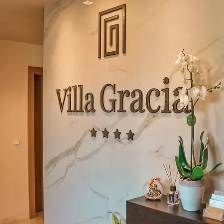 Gracia 4*